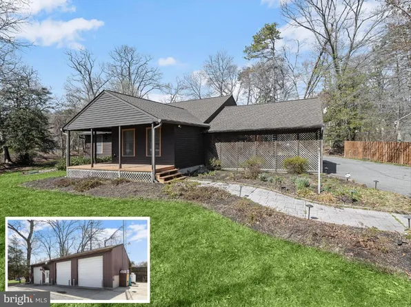 206 Magothy Rd, Pasadena, MD 21122