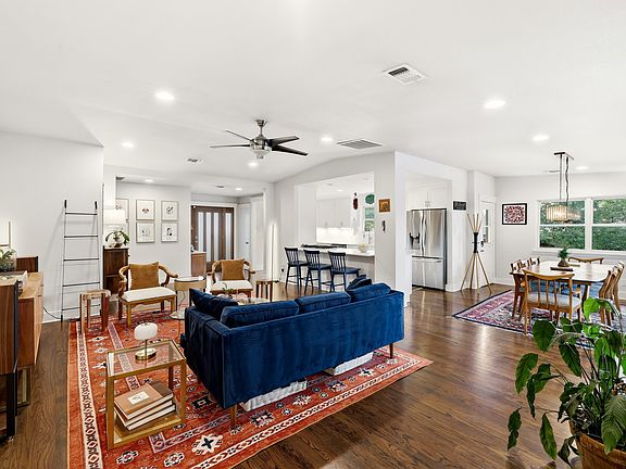 4th image of 10118 Medlock Dr