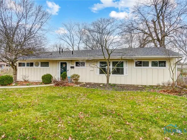 6094 Atwell Rd, Toledo, OH 43613