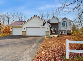 4989 River Oaks Rd, Rockford, MN 55373