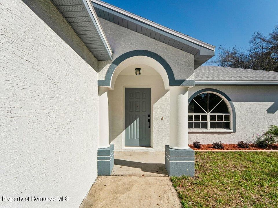 1st image of 16411 Fiscus Dr