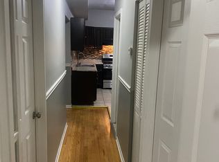 1104 W 78th St #1, Chicago, IL 60620