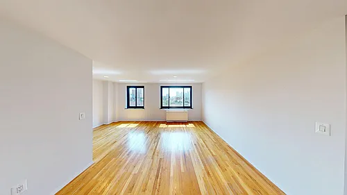 284 Mott St Photo 1