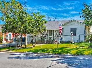 2705 S 4th St, Austin, TX 78704