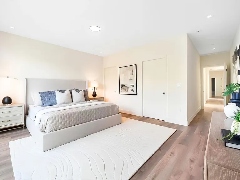 3073 Hibiscus St — Photo 5