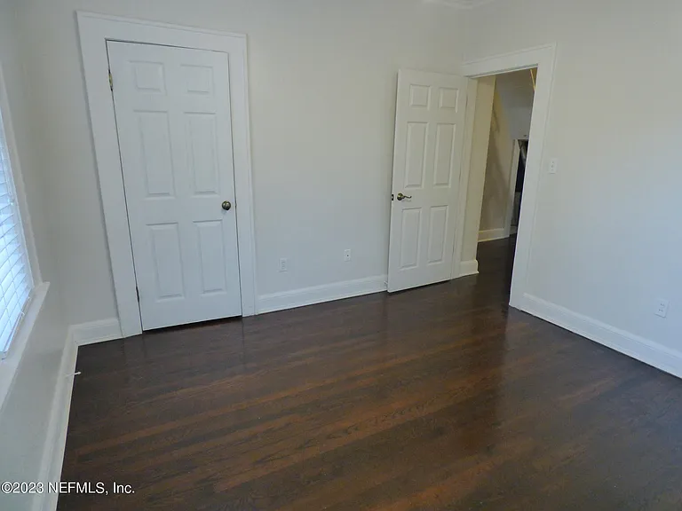 2671 College St — Photo 20