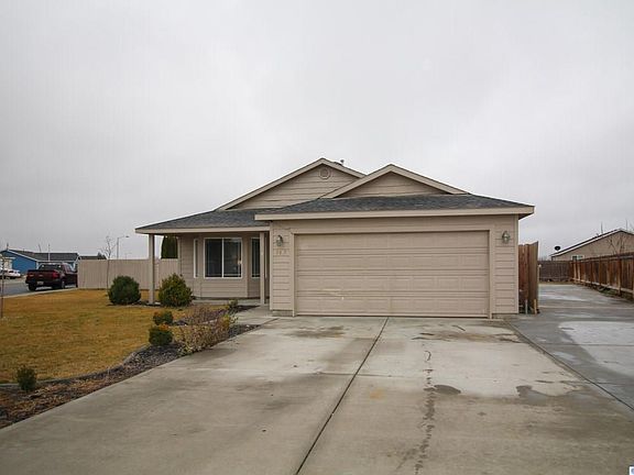 2nd image of 8912 Maltese Dr
