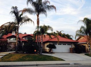 13704 Las Entradas, Bakersfield, CA 93314