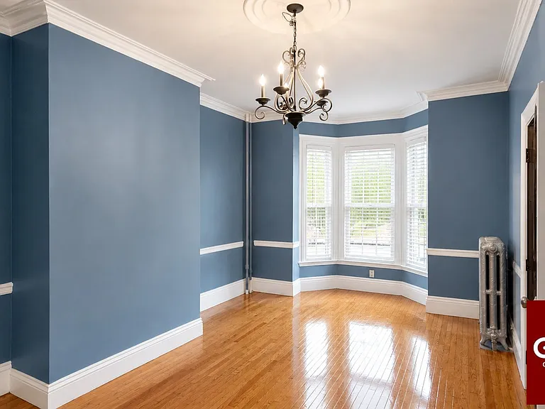 196 Dorchester St — Photo 3