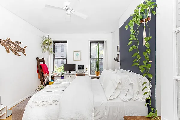 Rented by Tosh Marks Property Group | media 3