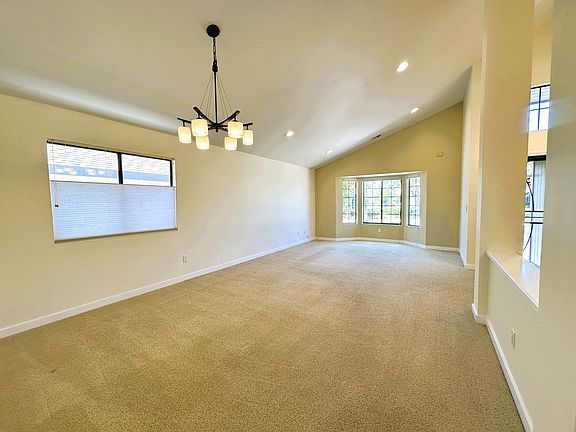 2nd image of 1413 Magnolia Ave