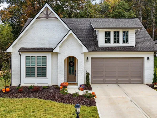 6360 Satjanon Dr, Ooltewah, TN 37363