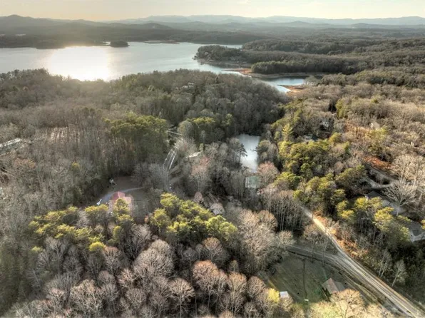 3 Hideaway Pl, Morganton, GA 30560
