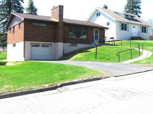 2028 Allegheny St, Duluth, MN 55811