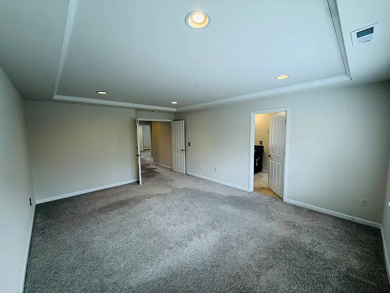 7640 NE 195th St — Photo 14