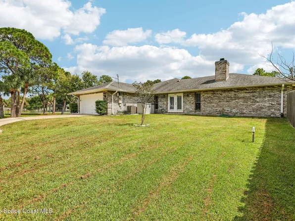2460 Lacourt Ln, Malabar, FL 32950