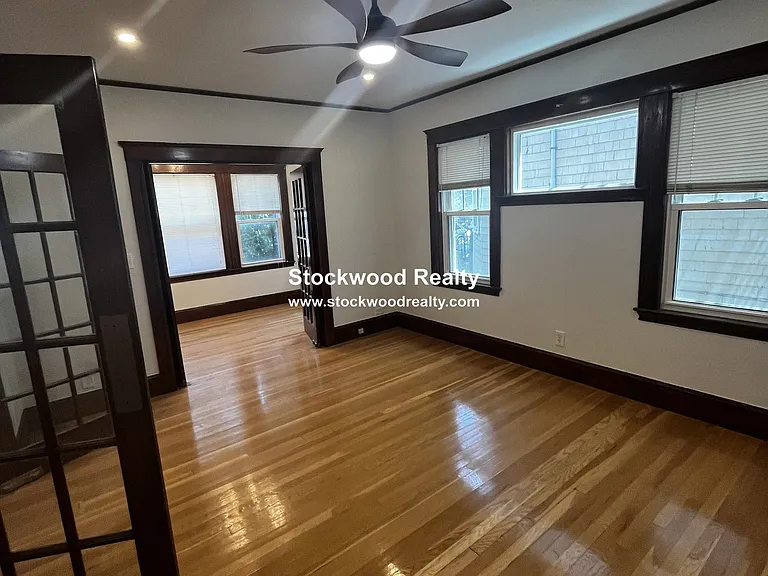 72 Harvest St #1R — Photo 40