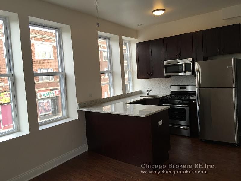 1st image of 1505 W Lawrence Ave