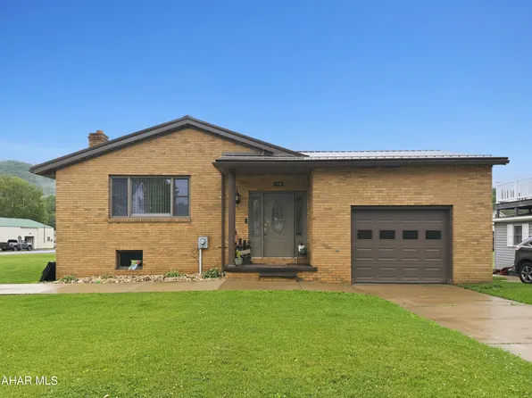 1004 Crawford Ave, Northern Cambria, PA 15714