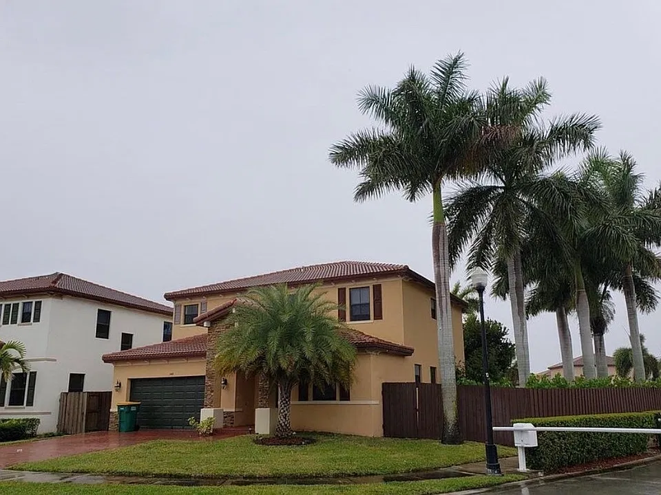 544 SE 37th Ave