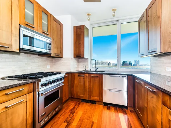 640 West 237th Street image 6 of 19