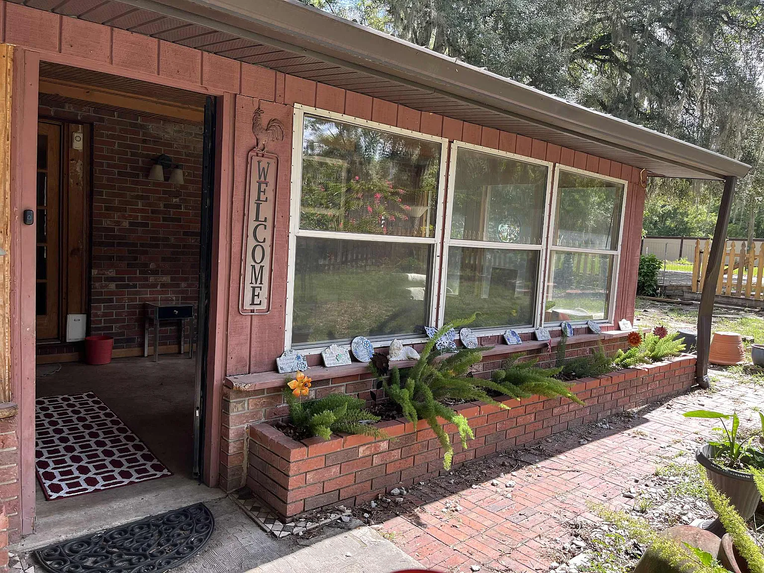 3 bed, 1845 sqft, $2,300 — Photo 3