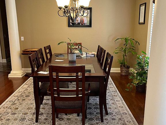 2nd image of 5311 Linmoor Dr