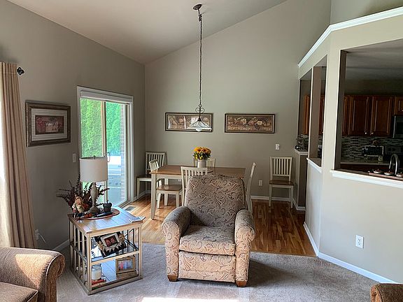 5th image of 23317 Wagonwheel Dr