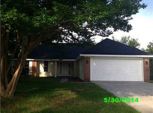 330 Teal Lake Dr, Richmond Hill, GA 31324