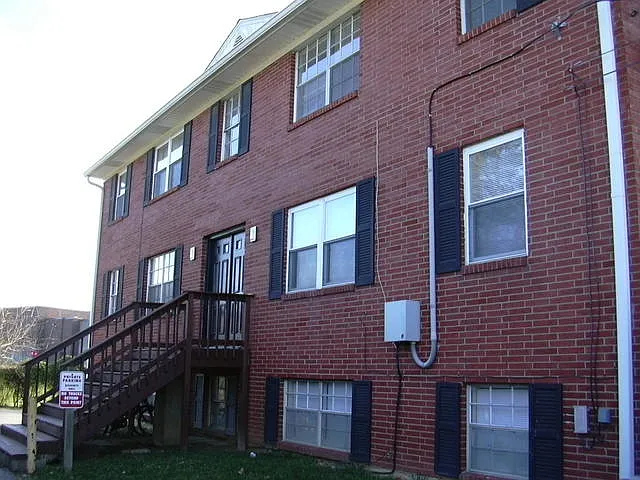 3012 Mid Dale Ln photo 1