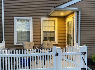 216 Ferris Ln #B16, Doylestown, PA 18901