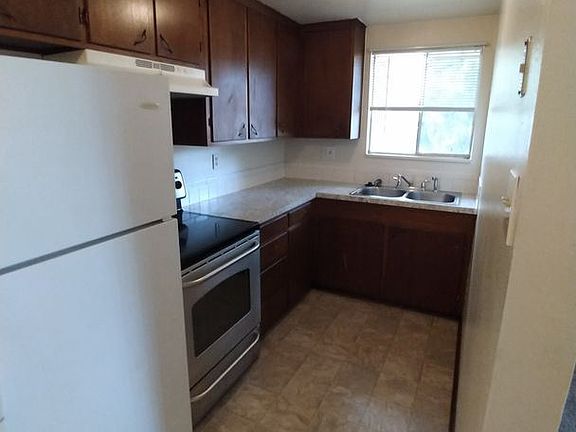 4th image of 325 15th Ave APT 22