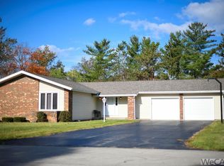 131 Chickasaw Ln #8, Ottawa, OH 45875