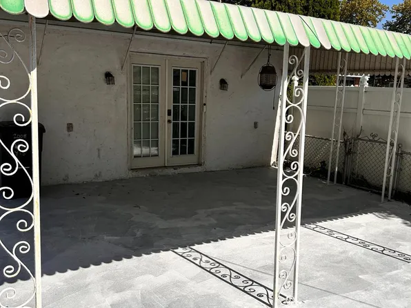 2008 W 9th St, Chester, PA 19013