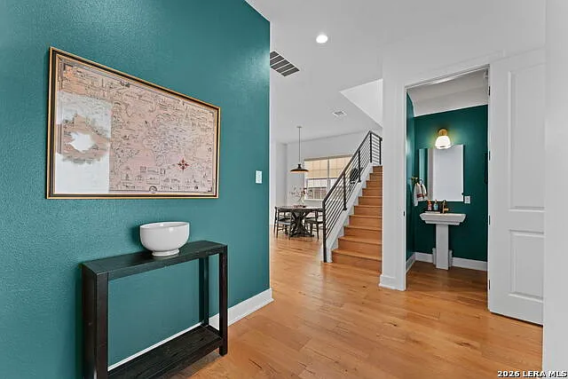 415 Alexander Ave — Photo 9
