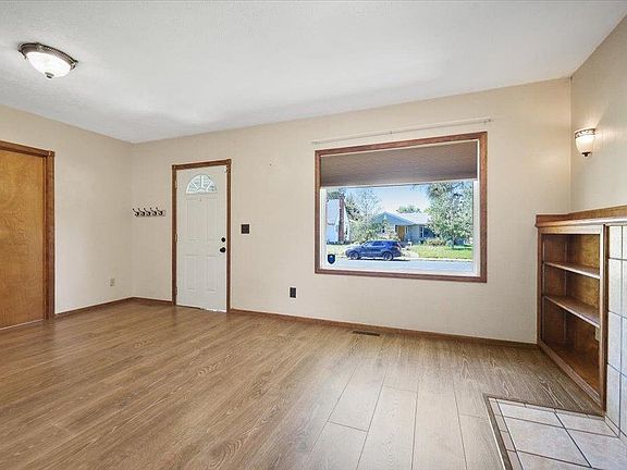 5th image of 5028 N Walnut St
