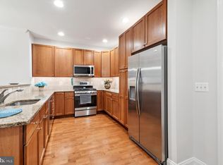 600 Commodore Ct UNIT 2606, Philadelphia, PA 19146
