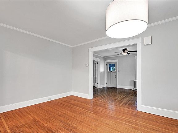 4th image of 1738 Temple Ave