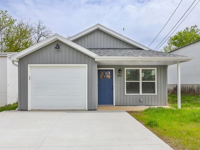 410 S Clark Avenue, Bolivar, MO, 65613