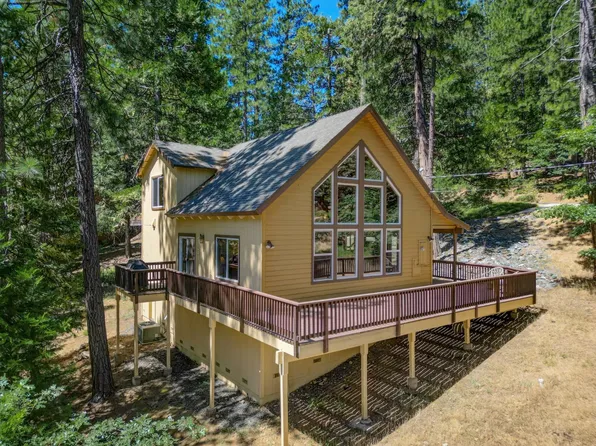2746 Quartz Dr, Arnold, CA 95223