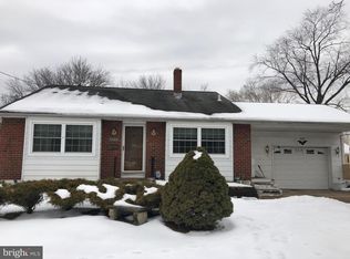 1503 Essex Dr, Cinnaminson, NJ 08077