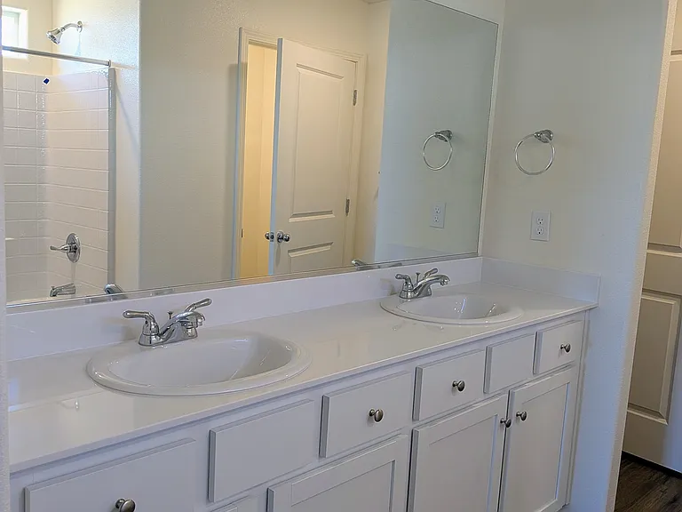 7162 W Wren Ave — Photo 11