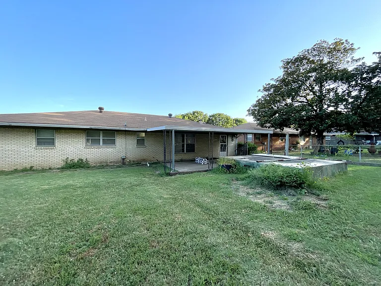 905 Cottonwood St — Photo 18