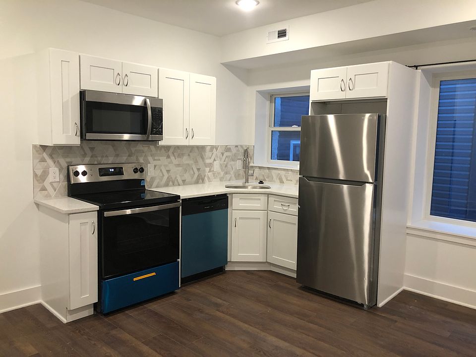 2nd image of 3823 Lancaster Ave #2A