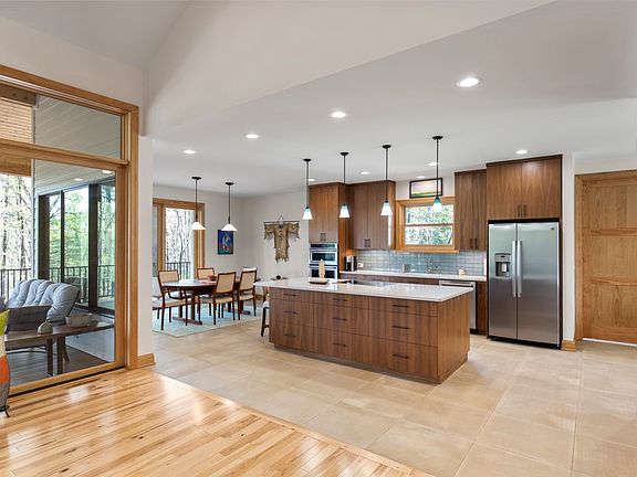 4th image of 144 Lecroy Rd