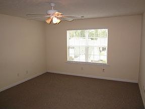 1st image of 323 Prescott Ct