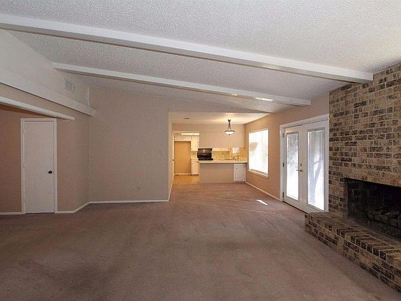 3rd image of 8828 Winston Way