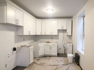 4407 30th Ave APT 1R, Astoria, NY 11103