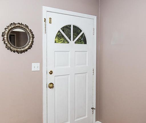 5th image of 4814 Fister Ct