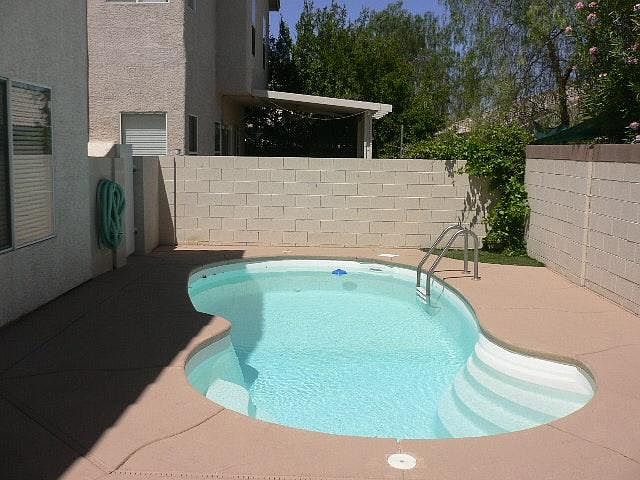 Pool 1